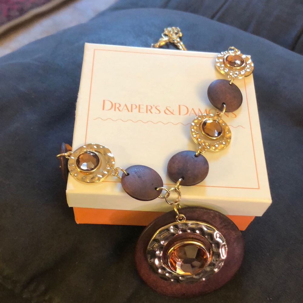 Draper’s & Damon’s Necklace